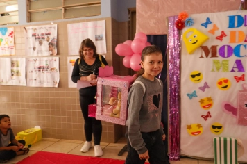 Foto - Desfile Mochila Maluca 2025 – Escola Irmã Dulce