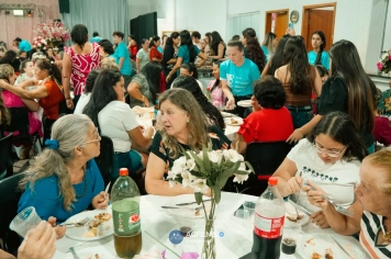 Foto - Uma Noite Para Elas: Dia da Mulher em Esperança Nova