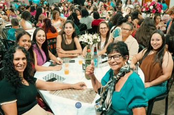 Foto - Uma Noite Para Elas: Dia da Mulher em Esperança Nova