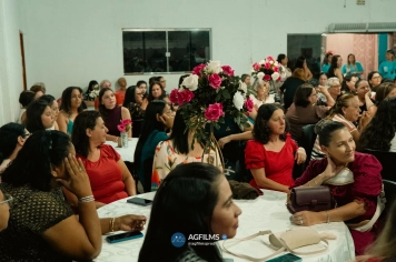Foto - Uma Noite Para Elas: Dia da Mulher em Esperança Nova