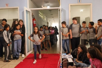Foto - Desfile Mochila Maluca 2025 – Escola Irmã Dulce
