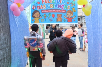 Foto - Desfile Mochila Maluca 2025 – Escola Irmã Dulce