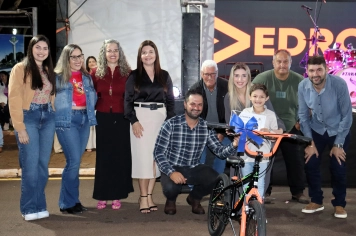 Foto - Entre Luzes e Palavras