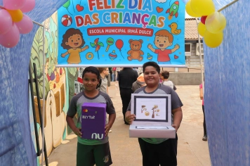 Foto - Desfile Mochila Maluca 2025 – Escola Irmã Dulce