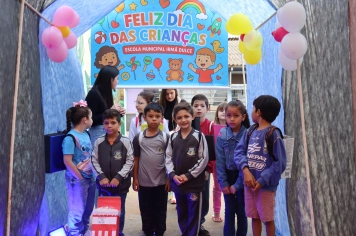 Foto - Desfile Mochila Maluca 2025 – Escola Irmã Dulce