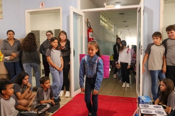 Foto - Desfile Mochila Maluca 2025 – Escola Irmã Dulce