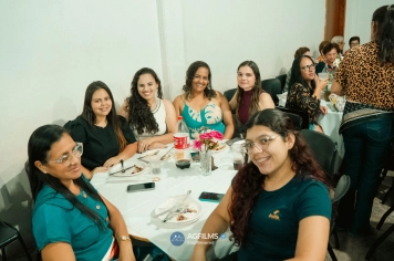 Foto - Uma Noite Para Elas: Dia da Mulher em Esperança Nova