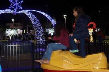 Foto - Entre Luzes e Palavras