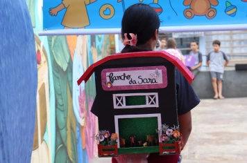 Foto - Desfile Mochila Maluca 2025 – Escola Irmã Dulce