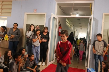 Foto - Desfile Mochila Maluca 2025 – Escola Irmã Dulce