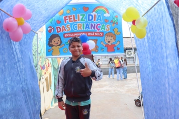 Foto - Desfile Mochila Maluca 2025 – Escola Irmã Dulce