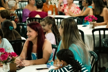 Foto - Uma Noite Para Elas: Dia da Mulher em Esperança Nova
