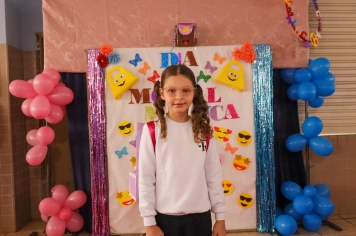 Foto - Desfile Mochila Maluca 2025 – Escola Irmã Dulce