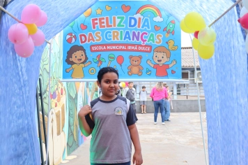 Foto - Desfile Mochila Maluca 2025 – Escola Irmã Dulce