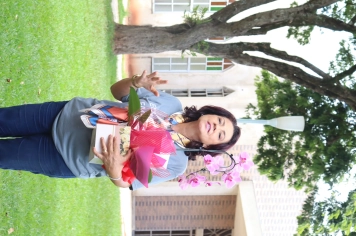 Foto - Unidade Móvel de Moda e Beleza