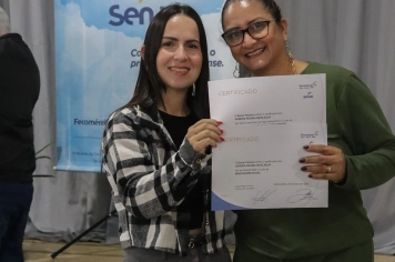 Foto - Unidade Móvel de Moda e Beleza