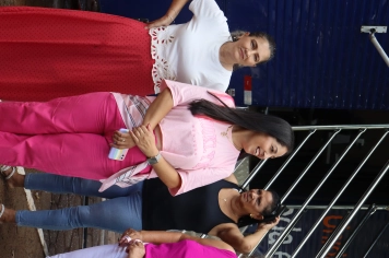 Foto - Unidade Móvel de Moda e Beleza