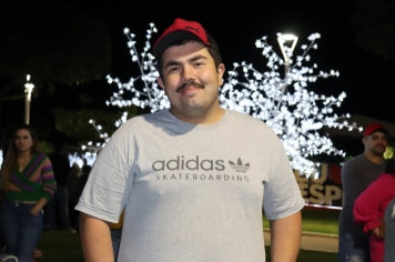 Foto - Entre Luzes e Palavras