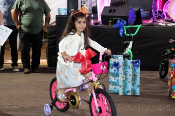 Foto - Entre Luzes e Palavras