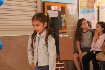 Foto - Desfile Mochila Maluca 2025 – Escola Irmã Dulce