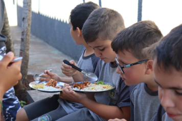 Foto - Educação com Sabor: Almoço Especial Celebra Dia dos Estudantes