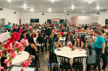Foto - Uma Noite Para Elas: Dia da Mulher em Esperança Nova