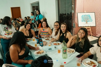 Foto - Uma Noite Para Elas: Dia da Mulher em Esperança Nova