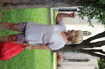 Foto - Unidade Móvel de Moda e Beleza