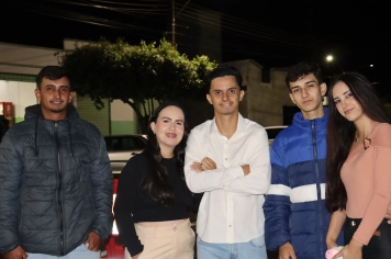 Foto - Entre Luzes e Palavras