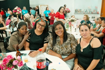 Foto - Uma Noite Para Elas: Dia da Mulher em Esperança Nova