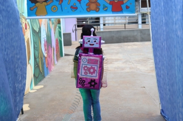 Foto - Desfile Mochila Maluca 2025 – Escola Irmã Dulce