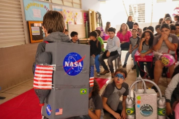 Foto - Desfile Mochila Maluca 2025 – Escola Irmã Dulce