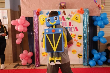 Foto - Desfile Mochila Maluca 2025 – Escola Irmã Dulce