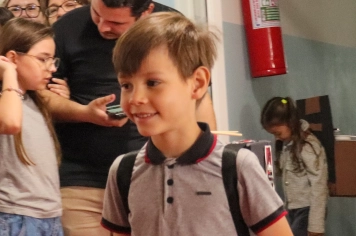 Foto - Desfile Mochila Maluca 2025 – Escola Irmã Dulce