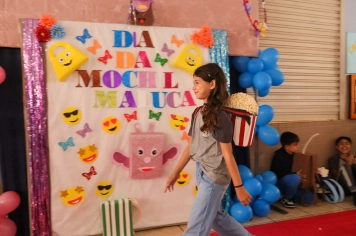 Foto - Desfile Mochila Maluca 2025 – Escola Irmã Dulce