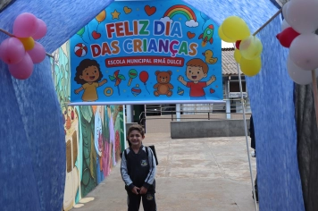 Foto - Desfile Mochila Maluca 2025 – Escola Irmã Dulce