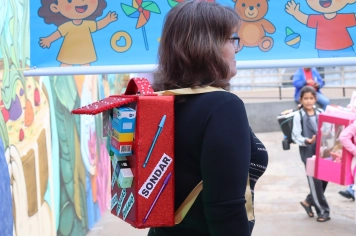 Foto - Desfile Mochila Maluca 2025 – Escola Irmã Dulce