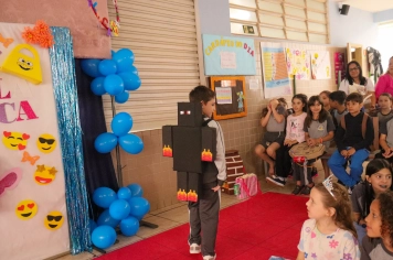 Foto - Desfile Mochila Maluca 2025 – Escola Irmã Dulce