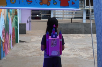 Foto - Desfile Mochila Maluca 2025 – Escola Irmã Dulce