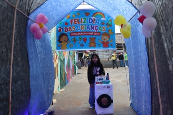 Foto - Desfile Mochila Maluca 2025 – Escola Irmã Dulce