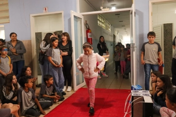 Foto - Desfile Mochila Maluca 2025 – Escola Irmã Dulce