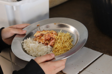 Foto - Educação com Sabor: Almoço Especial Celebra Dia dos Estudantes