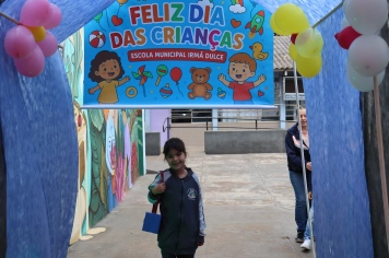Foto - Desfile Mochila Maluca 2025 – Escola Irmã Dulce