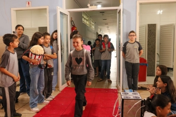 Foto - Desfile Mochila Maluca 2025 – Escola Irmã Dulce