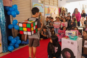 Foto - Desfile Mochila Maluca 2025 – Escola Irmã Dulce