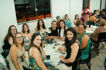 Foto - Uma Noite Para Elas: Dia da Mulher em Esperança Nova