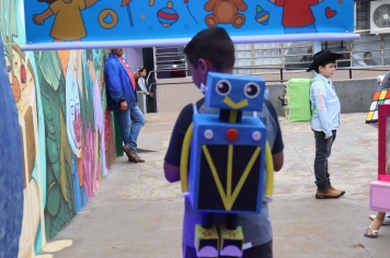 Foto - Desfile Mochila Maluca 2025 – Escola Irmã Dulce