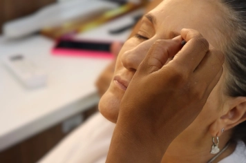 Foto - Unidade Móvel de Moda e Beleza