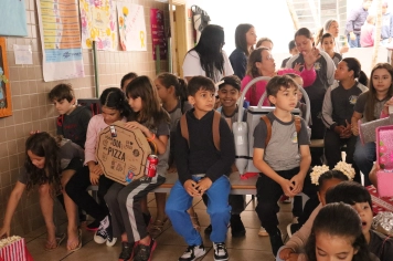 Foto - Desfile Mochila Maluca 2025 – Escola Irmã Dulce