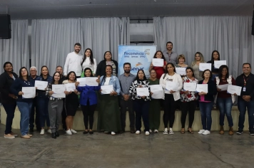 Prefeitura de Esperança Nova realiza entrega de certificados do SENAC Moda e Beleza